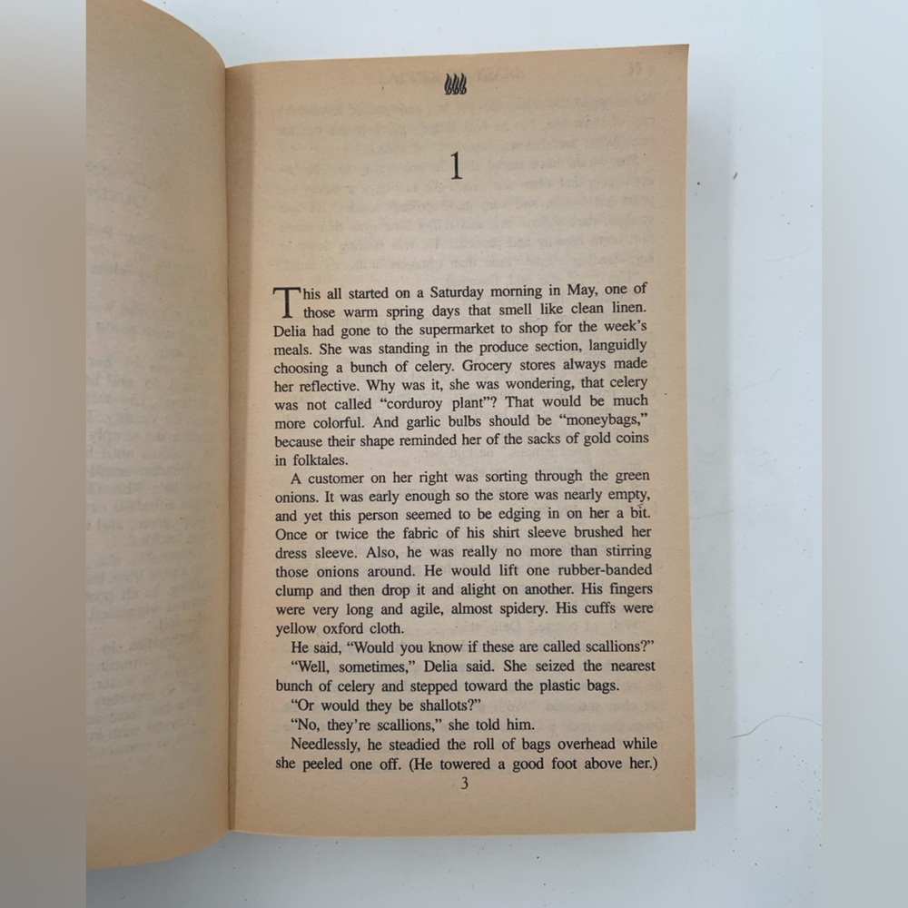New Listing🌹 GUC Ladder of Years- book by Anne Tyler - New York Times Bestseller - Picture 4 of 4